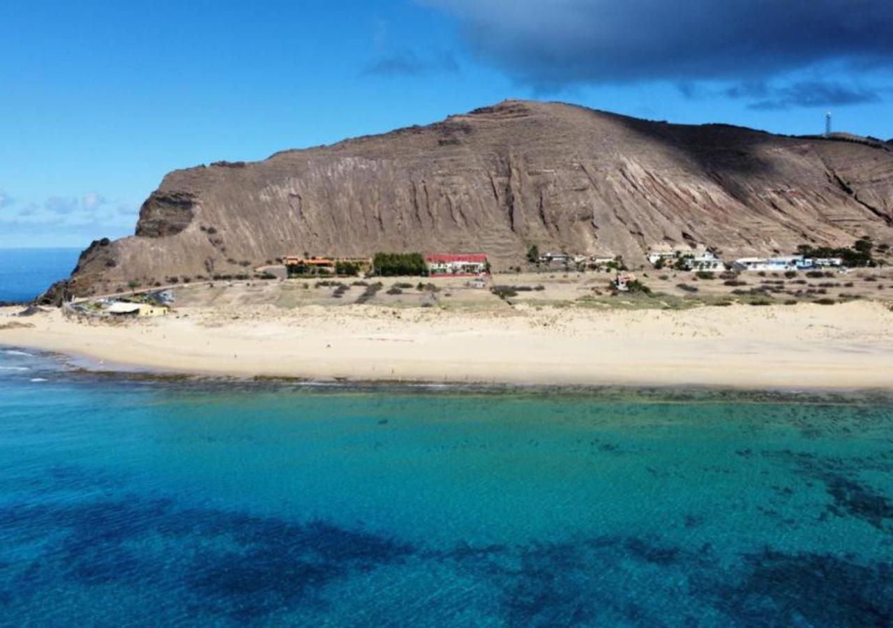 Porto Santo Destination Hostel Exterior photo