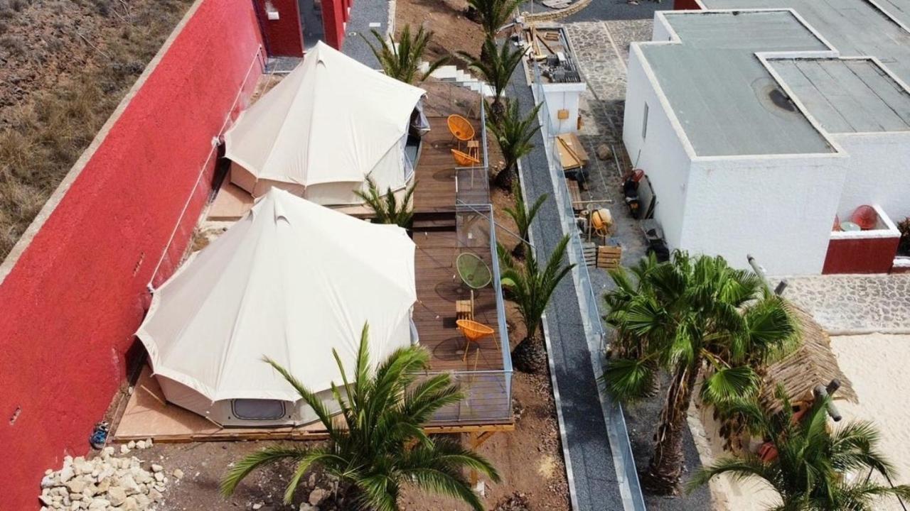 Porto Santo Destination Hostel Exterior photo